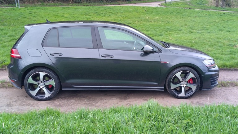 Volkswagen Golf GTi