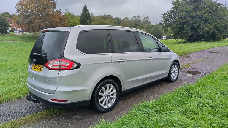 Ford Galaxy Auto YM